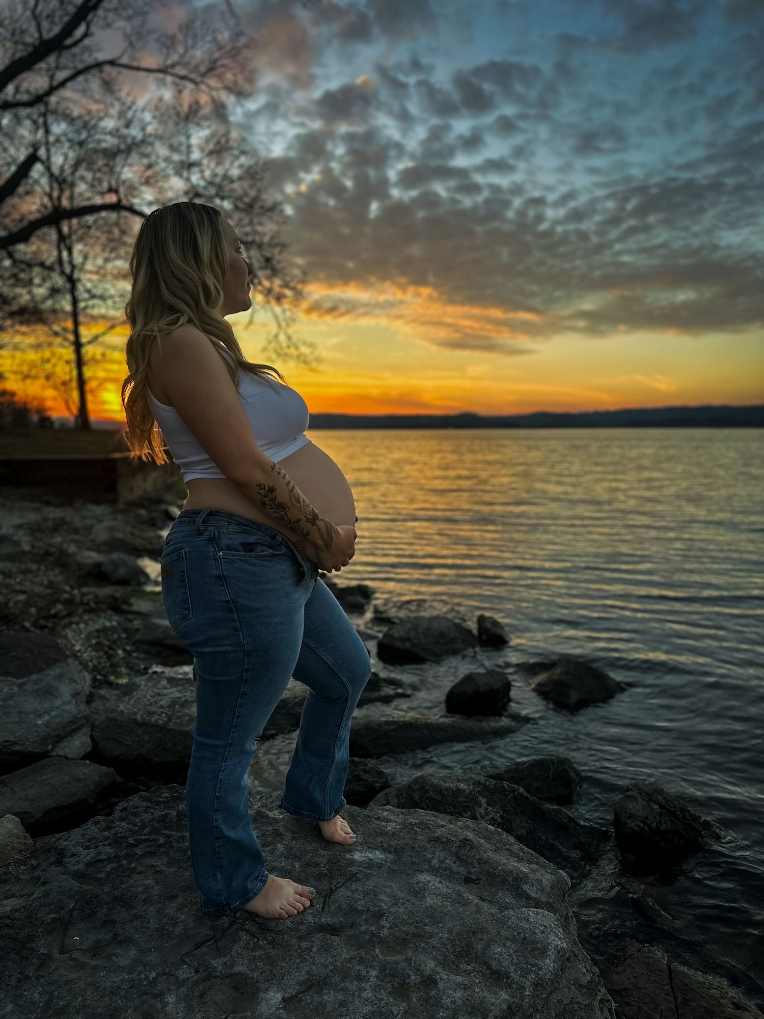 Maternity portrait with warm evening light