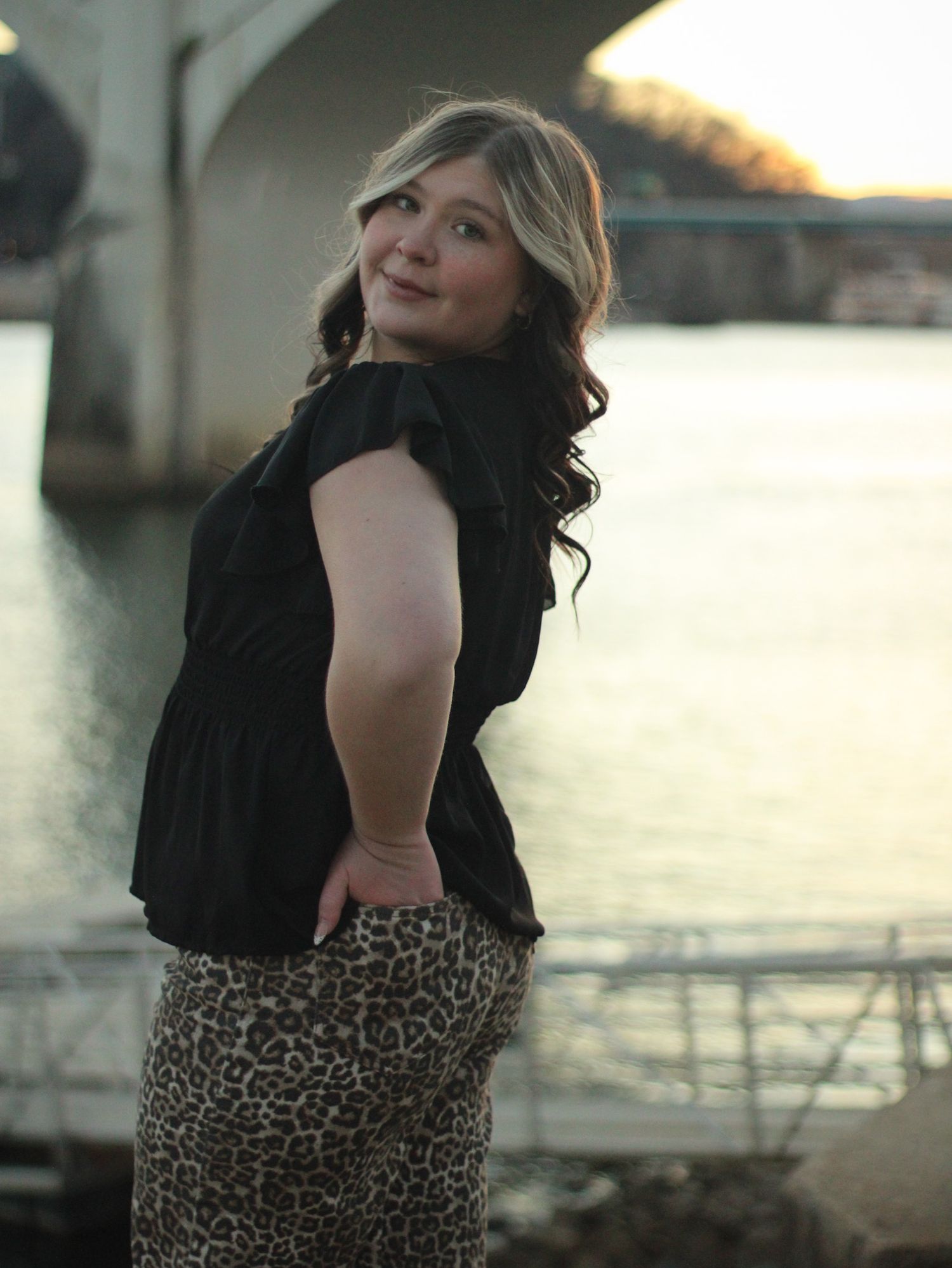Outdoor senior portrait in scenic area